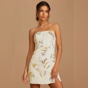 Lulus floral mini dress. Size medium but runs small. Never worn.